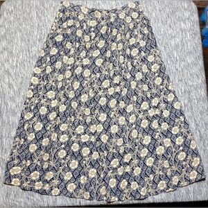 VTG Sag Harbor Navy and Cream A-Line Midi Skirt W/ Pockets, Size Medium